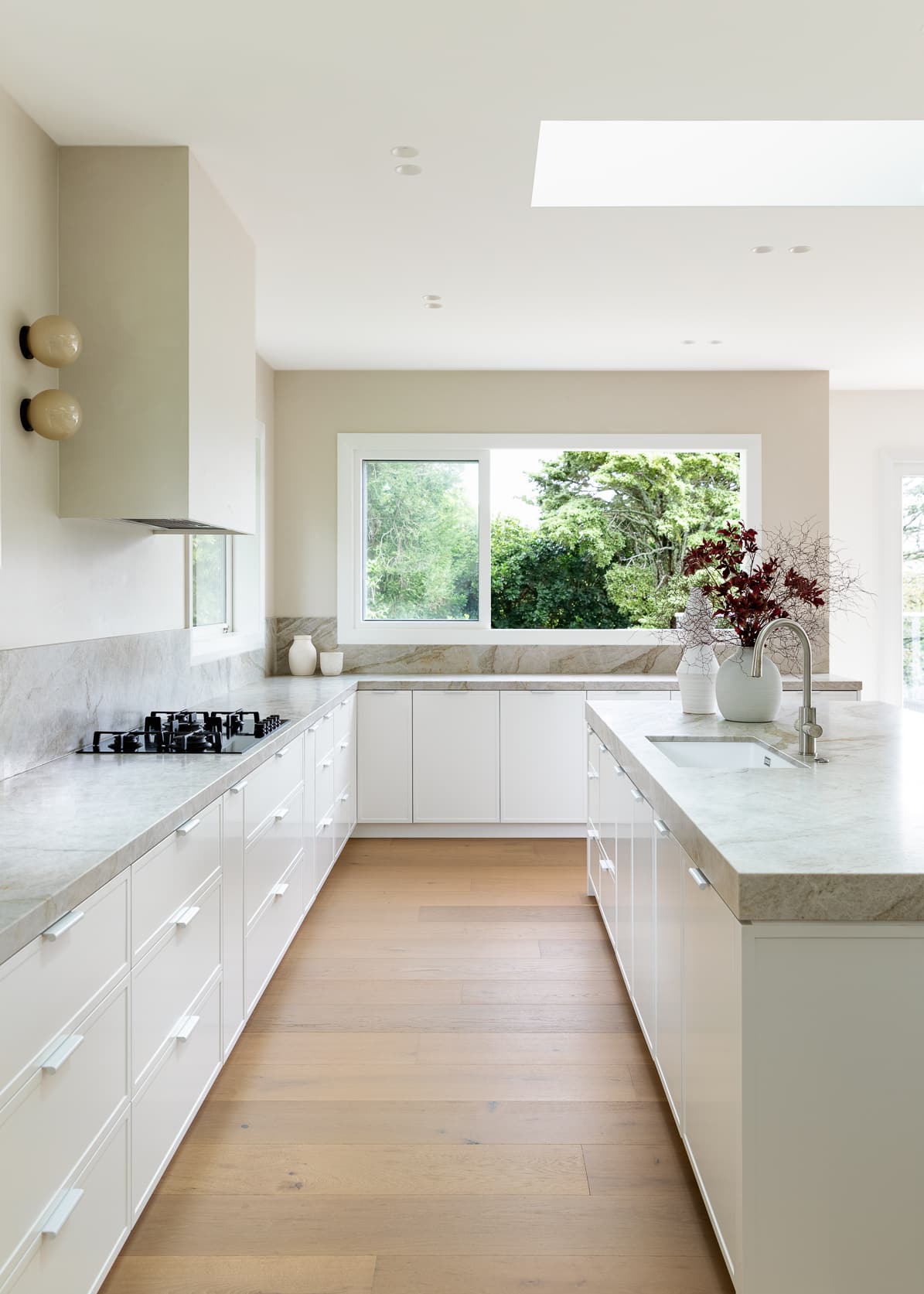 Damon French Oak Space